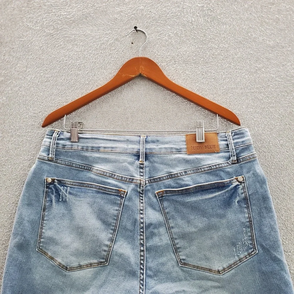 Judy Blue Women Shorts 1XL Light Blue Denim Cuffed JB150205 6